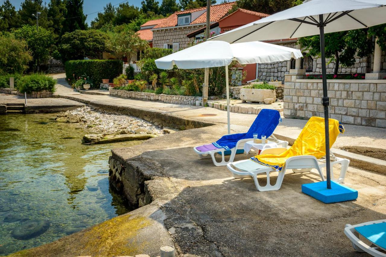 Villa Mali Raj Zaton  Buitenkant foto